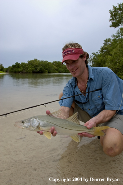 Flyfisherman w/snook