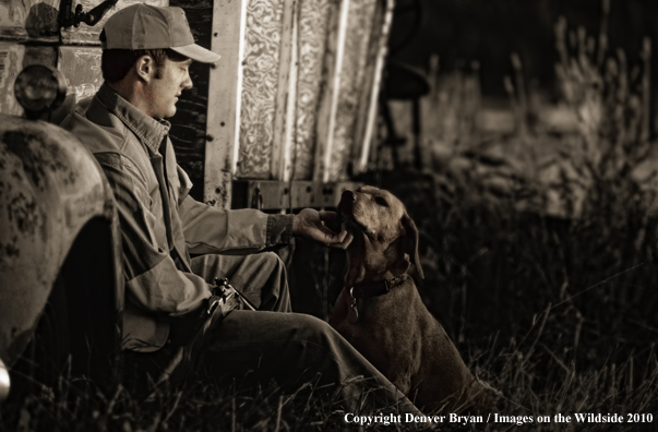 Upland game bird hunter with dog (Original image #11002-110.13)