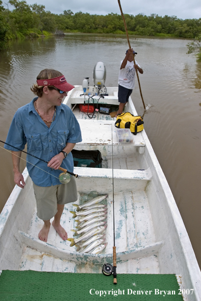 Flyfisherman w/snook 