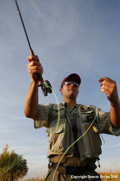 Flyfisherman casting line