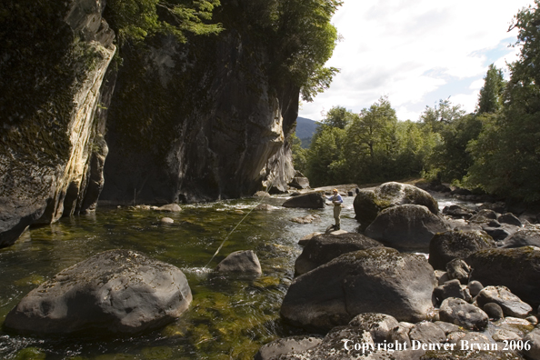 Female flyfisherman in Chile.