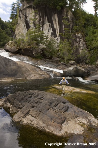 Female flyfisherman in Chile.