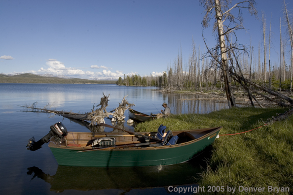 Flyfisherman with driftboat.