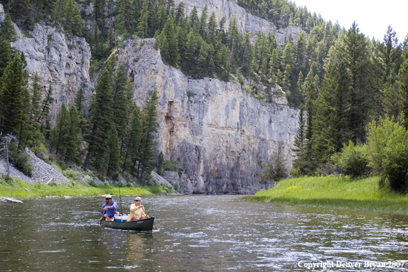 Flyfisherman on Smith River.