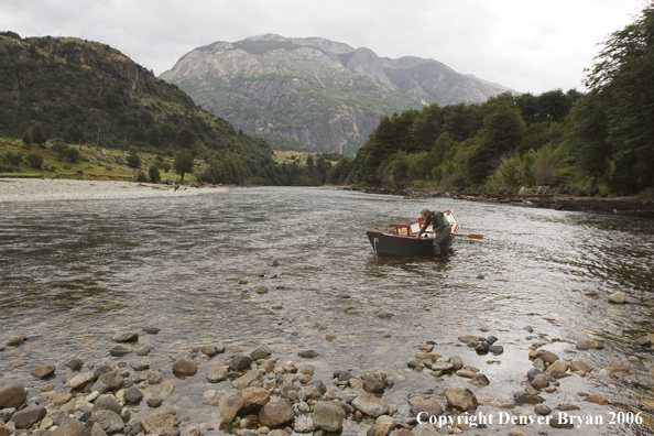 Flyfisherman with driftboat.